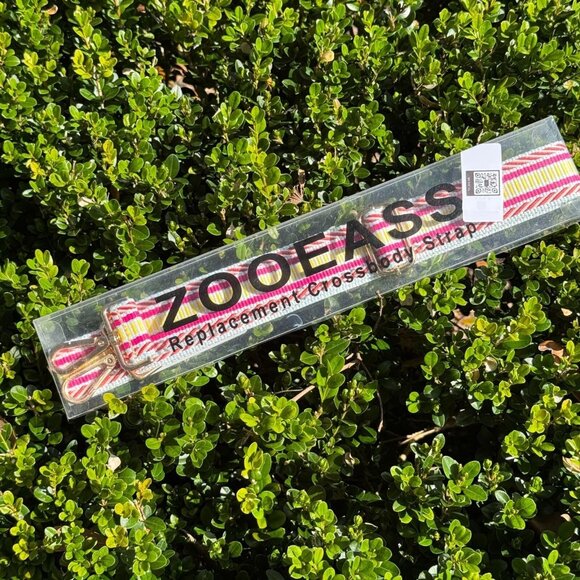 Zooeass Handbags - Zooeass NEW Adjustable Replacement Crossbody Strap Wide Stripe Multicolor